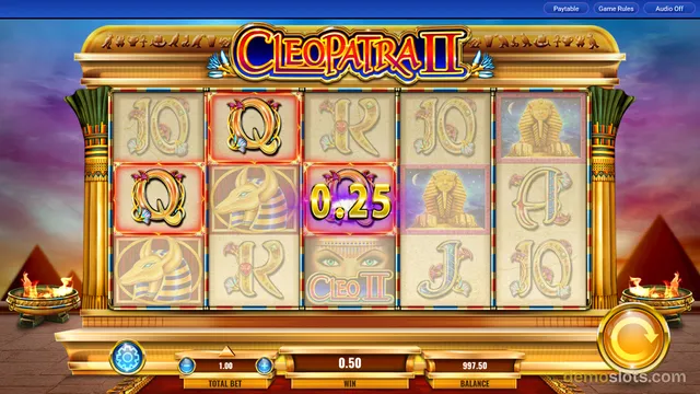 A 5x3 Egyptian-themed slot machine grid shows a win of 0.25 with a sphinx symbol highlighted in the center.
