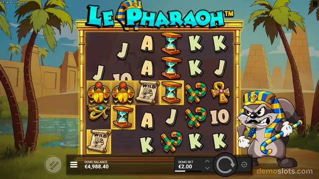 A 5x4 slot grid titled Le Pharaoh shows a mix of Egyptian symbols and letter tiles, with a cartoon pharaoh cat standing to the right of the reels.