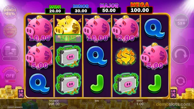 5-reel slot showing pig symbols in different positions with matching colors and clear visibility throughout.