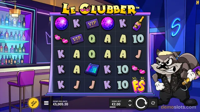 A slot game titled Le Clubber shows a 5x4 grid of symbols set in a neon-lit nightclub with a raccoon mascot standing on the right.